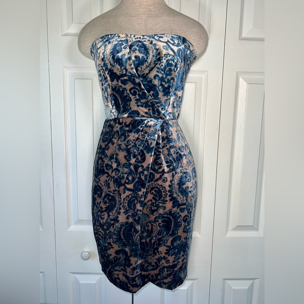 Anthro velvet strapless pleat detail dress pink/blue Sz 2P - Picture 2 of 13